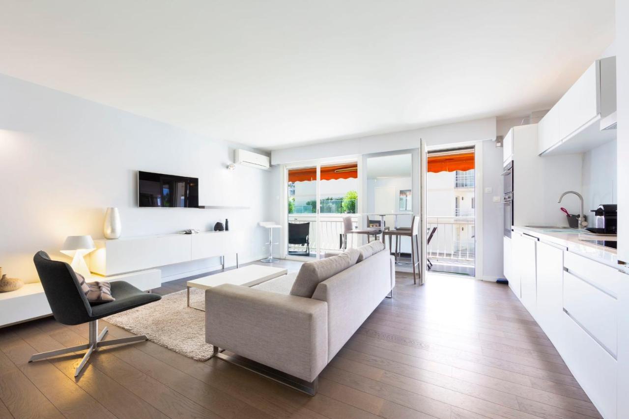 קאן Modern Apartment 2 Bedrooms Quiet Terrace In A Palm Beach Area, 30 Meters From Seaside מראה חיצוני תמונה